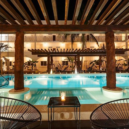 Hm Playa Del Carmen Hotell Exteriör bild