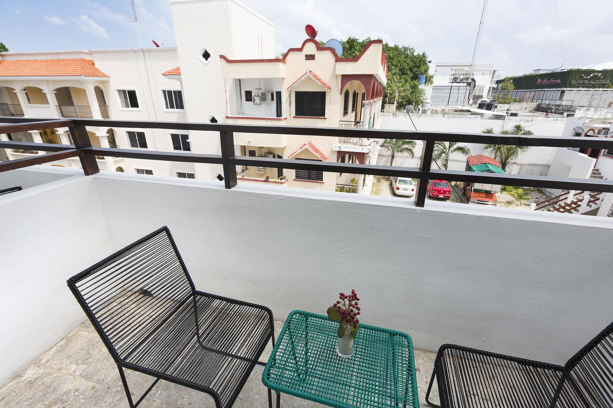 Hm Playa Del Carmen Hotell Exteriör bild